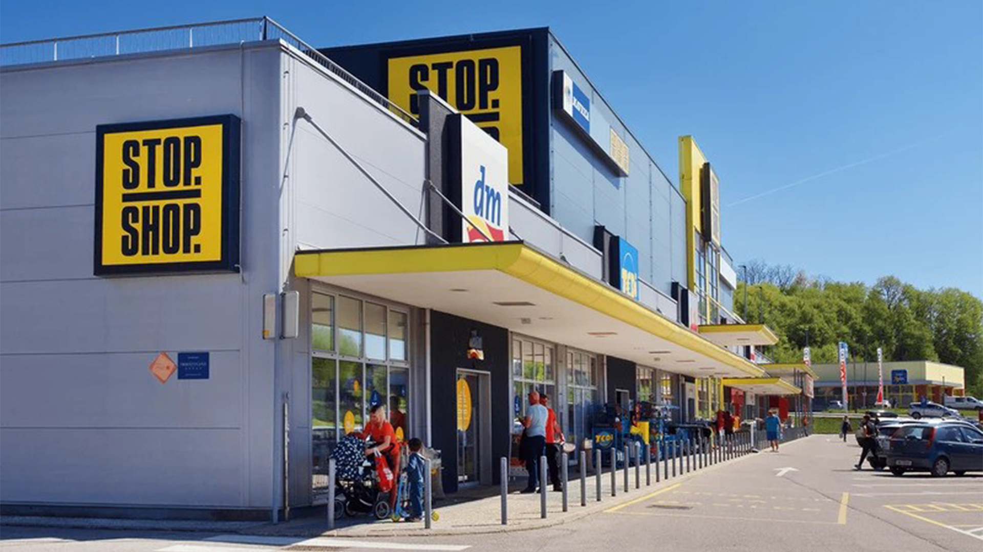 Facility management | Property management | Romania | First Facility gestionează toate site-urile Stop Shop din Slovenia!